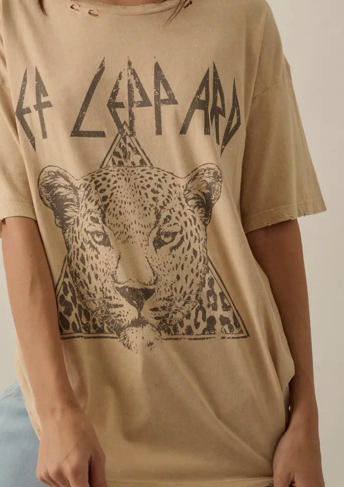 PREORDER: Def Leppard Oversized Tee